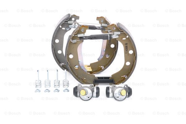 Set saboti frana 0 204 114 124 BOSCH - Material frictiune sabot frana/ sabot frana