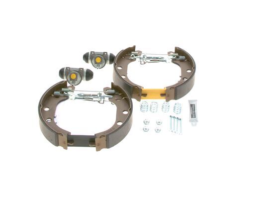Set saboti frana 0 204 114 167 BOSCH - Material frictiune sabot frana/ sabot frana Set saboti frana 0 204 114 167 BOSCH - Material frictiune sabot frana/ sabot frana