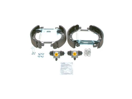 Set saboti frana 0 204 114 546 BOSCH - Material frictiune sabot frana/ sabot frana Set saboti frana 0 204 114 546 BOSCH - Material frictiune sabot frana/ sabot frana