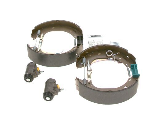 Set saboti frana 0 204 114 646 BOSCH - Material frictiune sabot frana/ sabot frana Set saboti frana 0 204 114 646 BOSCH - Material frictiune sabot frana/ sabot frana