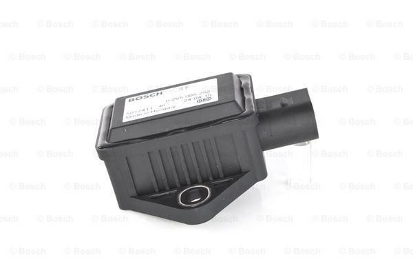 Senzor, acceleratie longitudinala/transversala 0 265 005 252 BOSCH - Control al dinamicii de rulare Senzor, acceleratie longitudinala/transversala 0 265 005 252 BOSCH - Control al dinamicii de rulare
