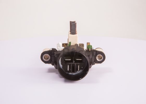 Regulator, alternator 1 197 311 509 BOSCH - Regulator tensiune Regulator, alternator 1 197 311 509 BOSCH - Regulator tensiune