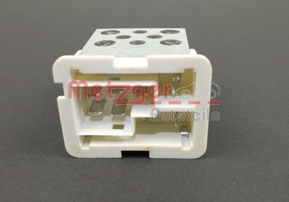 Rezistor, ventilator habitaclu 0917048 METZGER - Motor ventilator/piese Rezistor, ventilator habitaclu 0917048 METZGER - Motor ventilator/piese
