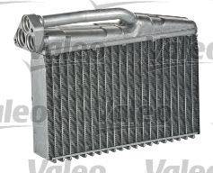 Schimbator caldura, incalzire habitaclu 715305 VALEO - Schimbator caldura Schimbator caldura, incalzire habitaclu 715305 VALEO - Schimbator caldura