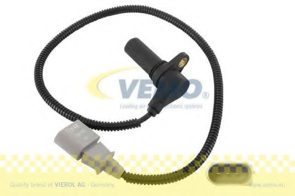 Senzor impulsuri, arbore cotit / senzor,turatie V10-72-1005 VEMO - Senzori / traductori (senzori) Senzor impulsuri, arbore cotit / senzor,turatie V10-72-1005 VEMO - Senzori / traductori (senzori)