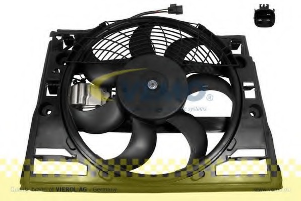 ventilator,aer conditionat V20-02-1071 VEMO - Radiator clima