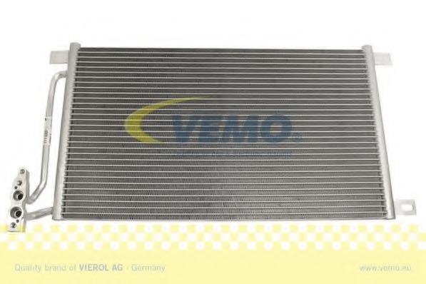 Condensator, climatizare V20-62-1017 VEMO - Radiator clima