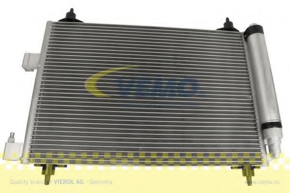 Condensator, climatizare V22-62-0006 VEMO - Radiator clima Condensator, climatizare V22-62-0006 VEMO - Radiator clima