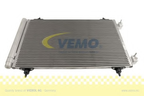Condensator, climatizare V22-62-0007 VEMO - Radiator clima Condensator, climatizare V22-62-0007 VEMO - Radiator clima