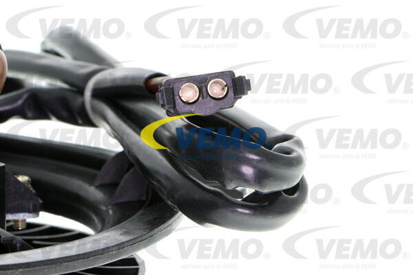 Ventilator, habitaclu / Ventilator absorbtie, aer habitaclu V30-03-1740 VEMO - Motor ventilator/piese