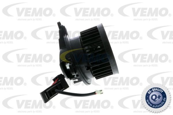 Ventilator, habitaclu V42-03-1221 VEMO - Motor ventilator/piese Ventilator, habitaclu V42-03-1221 VEMO - Motor ventilator/piese