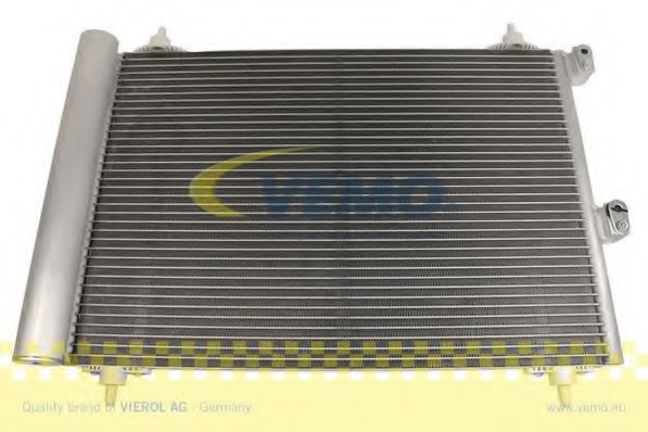 Condensator, climatizare V42-62-0006 VEMO - Radiator clima Condensator, climatizare V42-62-0006 VEMO - Radiator clima
