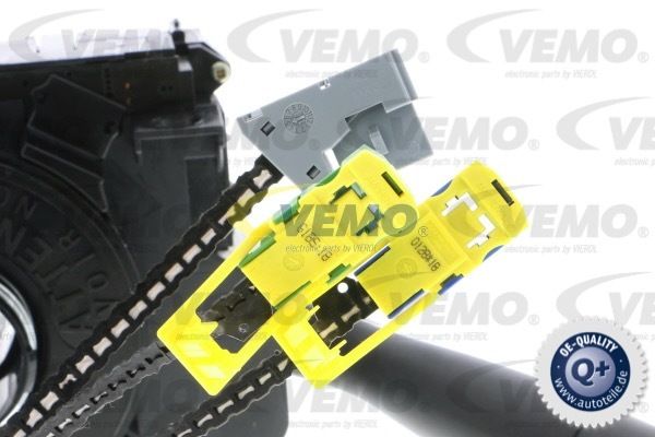 Comutator coloana directie V42-80-0015 VEMO - Intrerupatoare / relee / control Comutator coloana directie V42-80-0015 VEMO - Intrerupatoare / relee / control