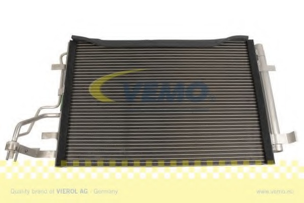 Condensator, climatizare V52-62-0007 VEMO - Radiator clima Condensator, climatizare V52-62-0007 VEMO - Radiator clima